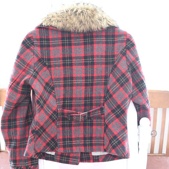 Ready for fall Foreve 21 Heritage plaid jacket - Picture 3 of 4